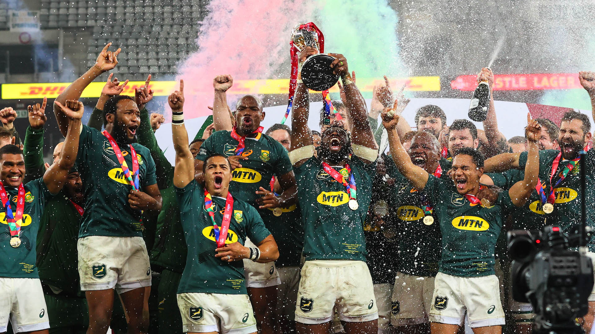 The South Africa team celebrate winning the Castle Lager Lions Series Trophy